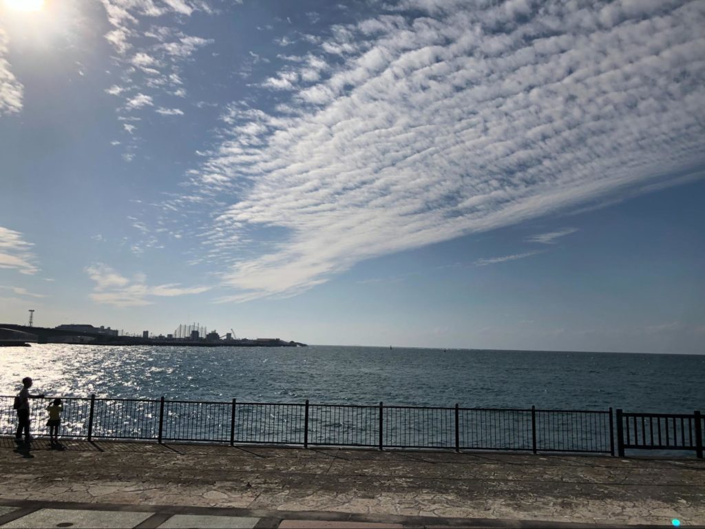 コワーキング施設は宜野湾マリーナ海浜公園目の前