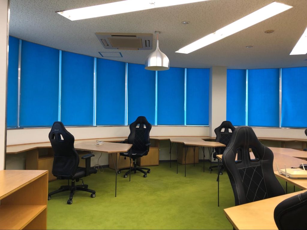 コワーキングスペース「宜野湾ベイサイド情報センター（Gwave）