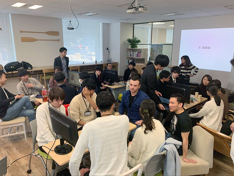 活躍する多様な社員との座談会